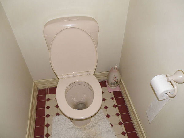 குறும்புக்கு அளவில்லாமல் போய்ருச்சே குறும்புக்கு அளவில்லாமல் போய்ருச்சே