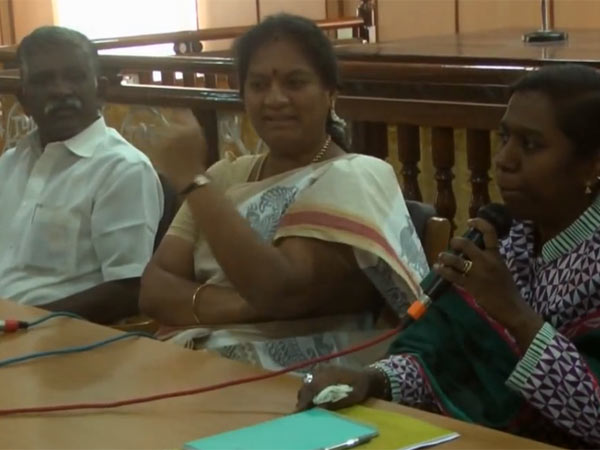 சீனியர்களை மதிக்காதவர்