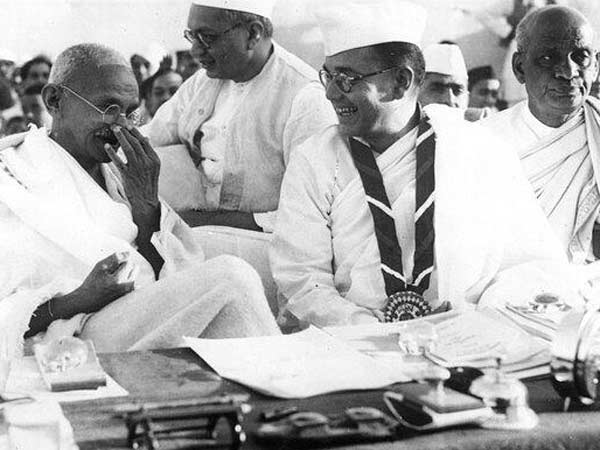 காந்தியும் நேதாஜியும் காந்தியும் நேதாஜியும்