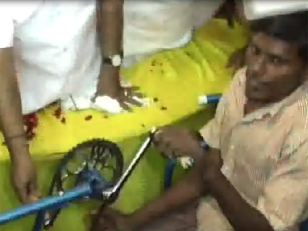 நலத்திட்ட உதவிகள்