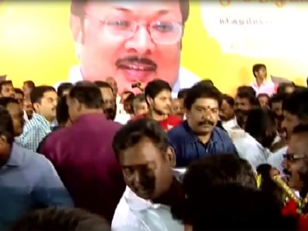 வாழ்த்து சொன்ன கருணாநிதி