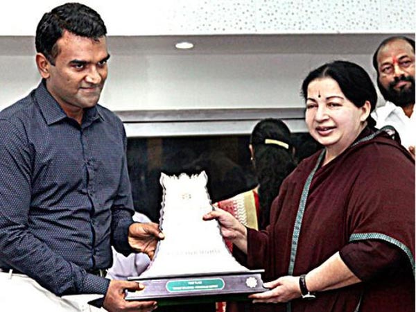 முதல்வருக்கு பாராட்டு