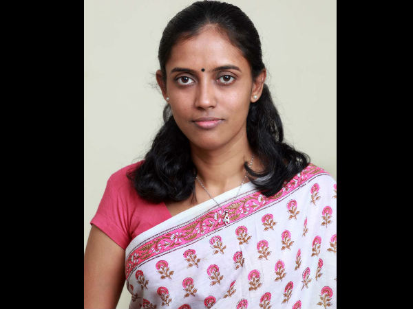 இளைஞர்களுக்கு முன்னுரிமை