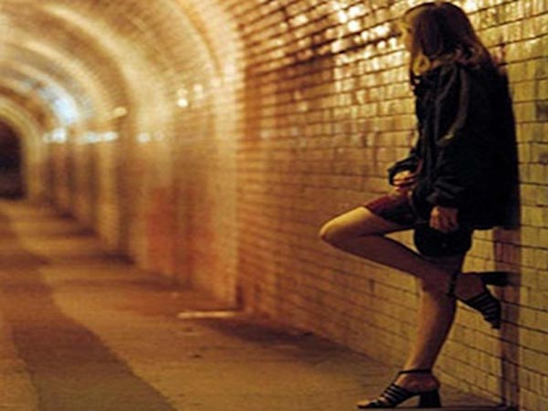 பஸ் ஸ்டாண்ட்- பீச்சில் தொழில் செய்ய முடியவில்லை