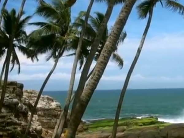 கடவுளின் தேசம்: