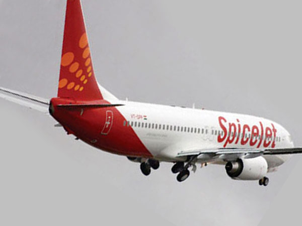 அடிப்படைக் கட்டணத்தில்