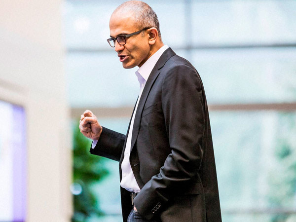 யாருக்காக ஒப்பிடல்...