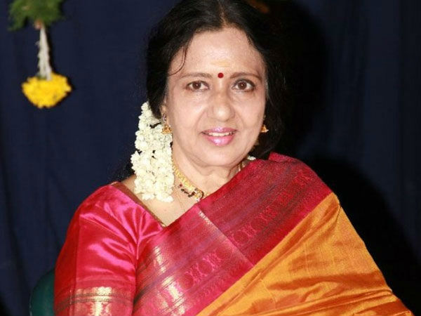 எதிர்த்துப் போட்டியிட்ட நிர்மலா