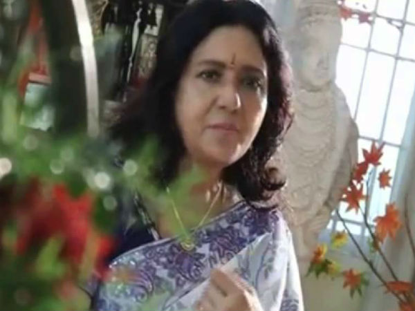 Actress Vennira Adai Nirmala joins ADMK