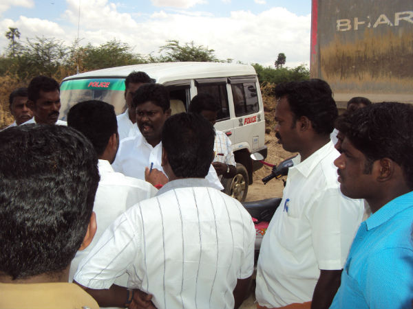 கவுன்சிலர்கள் முற்றுகை