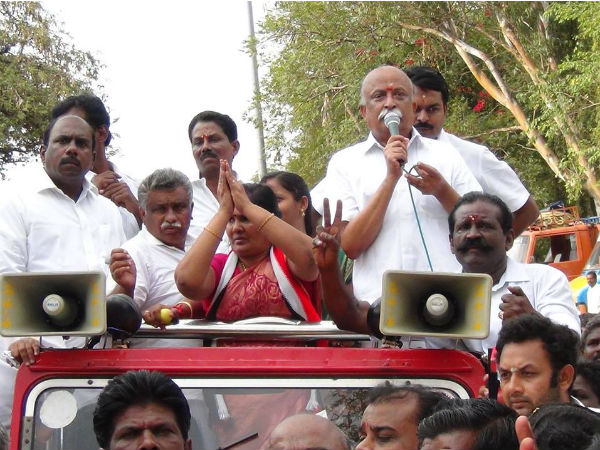 சங்கரன்கோவிலில் வசந்தி முருகேசன்
