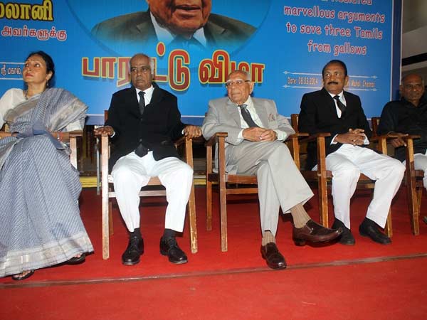 பணம் வாங்கவில்லை