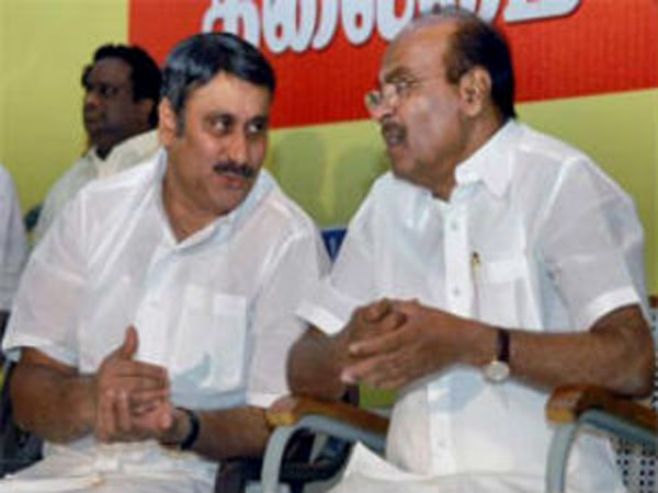 முதலிலேயே வேட்பாளர்களை அறிவித்த பாமக