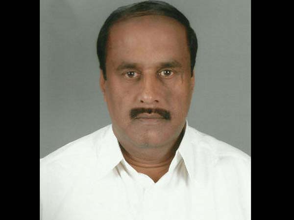 அதிமுக, காங்கிரஸில் இருந்தவர்கள்