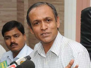 EC notice to AIADMK for Social network campaign, says Praveen Kumar EC notice to AIADMK for Social network campaign, says Praveen Kumar