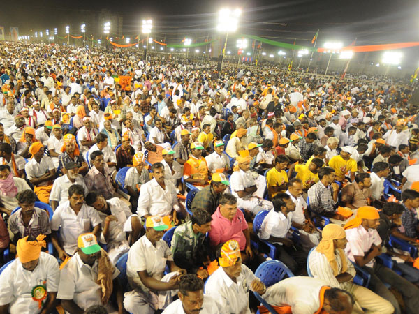 பாஜக கூட்டணிக்கு 166 இடங்கள்
