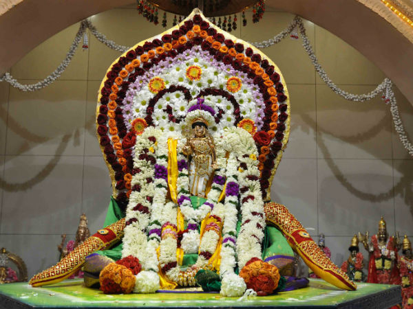 முருகன் வெளிவீதி வலம்