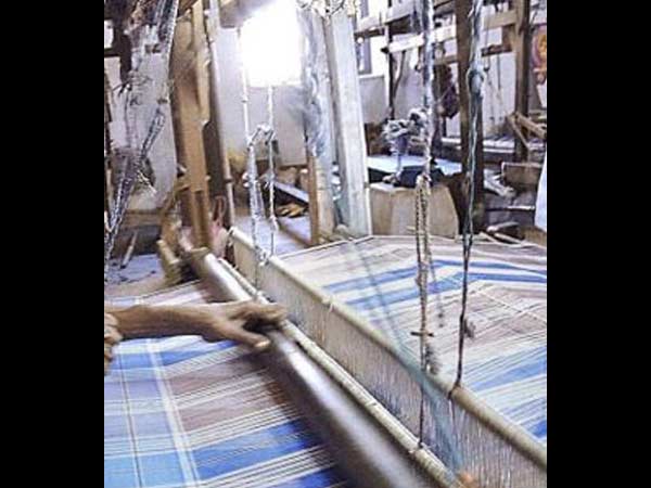 கைத்தறி துறை நலன்கள்: