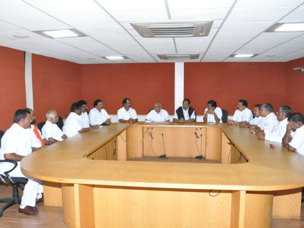 MDMK high level committee meet