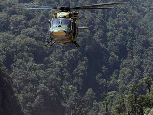 ஹெலிகாப்டர்கள் வருகை