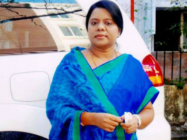 ஆள், பண பலமே வெல்கிறது