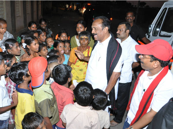 உங்க வீட்டுப்பிள்ளை