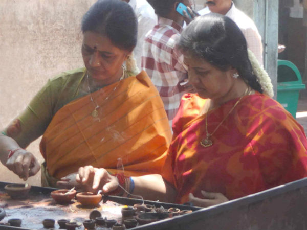 ஆக்ரோச பத்திரகாளியம்மன்