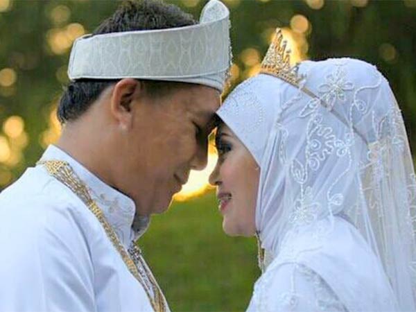 தேனிலவு தேனிலவு