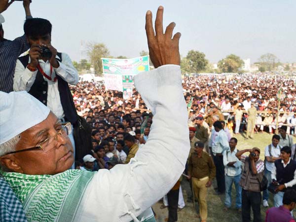 முறுக்கி கொண்ட முதல் சித்தப்பா: முறுக்கி கொண்ட முதல் சித்தப்பா: