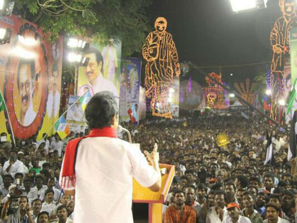 ஸ்டாலினைப் போட்டுத் தாக்கியபோது ஸ்டாலினைப் போட்டுத் தாக்கியபோது