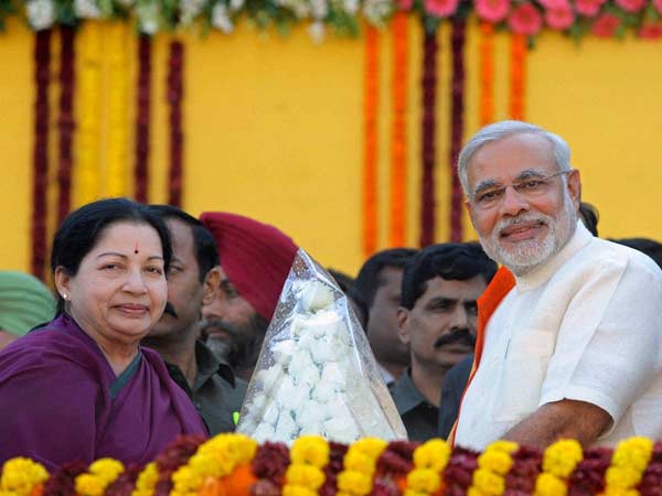 பாஜகவை விரும்புகிறார் ஜெ.