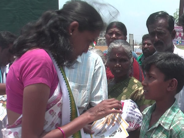 நல்லா படிக்க காங்கிரஸுக்கு ஓட்டு போடுங்க...