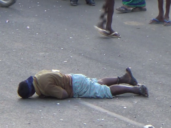 தவழ்ந்து உருண்டு.. விழுந்து...