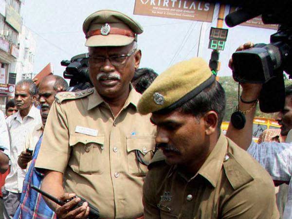 நடனசிகாமணி ஆளுங்க வேலைதான் நடனசிகாமணி ஆளுங்க வேலைதான்