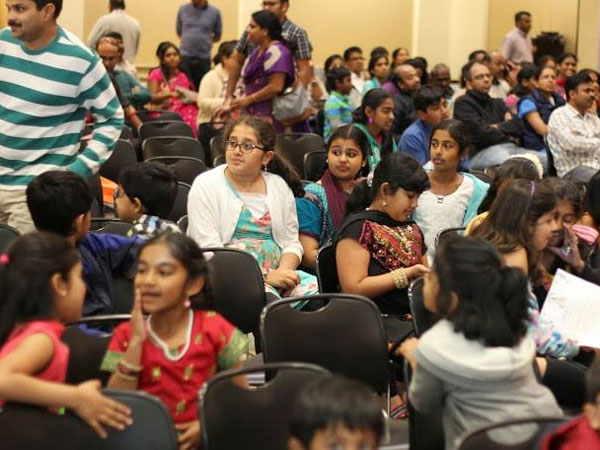 தேனீக்கள் போல் அமெரிக்க தமிழ்க் குழந்தைகள்