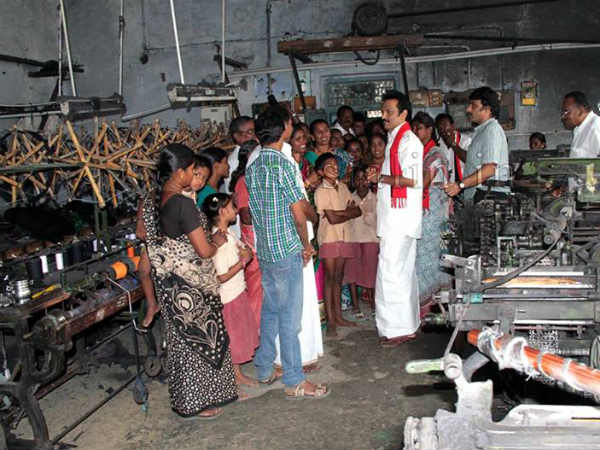 நெசவாளர்களிடம் குறை