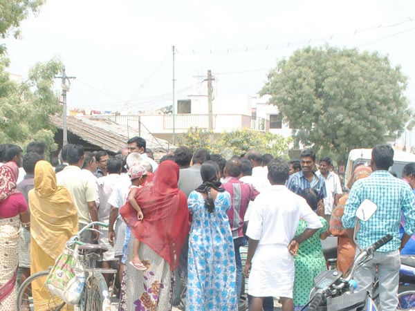 அடிக்கடி விபத்து.. கண்ணைப் பறிக்கும் தூசி