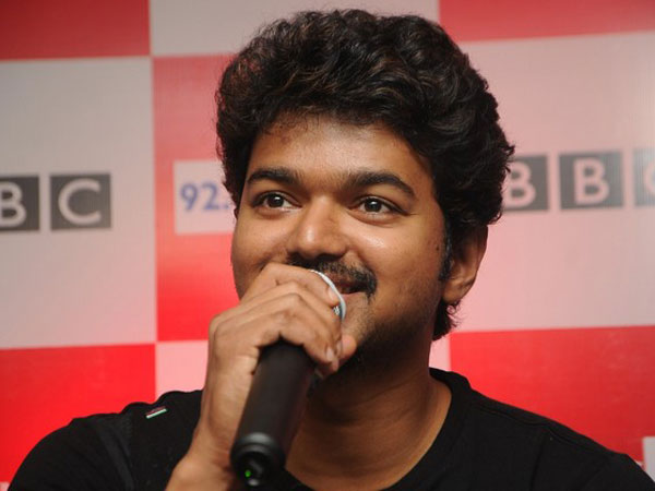 காவலனுக்கு வந்த சிக்கல்...