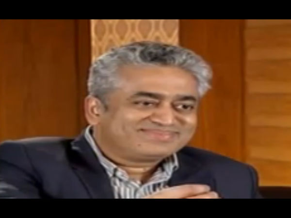 டெல்லியில உட்கார்ந்து கொண்டு...