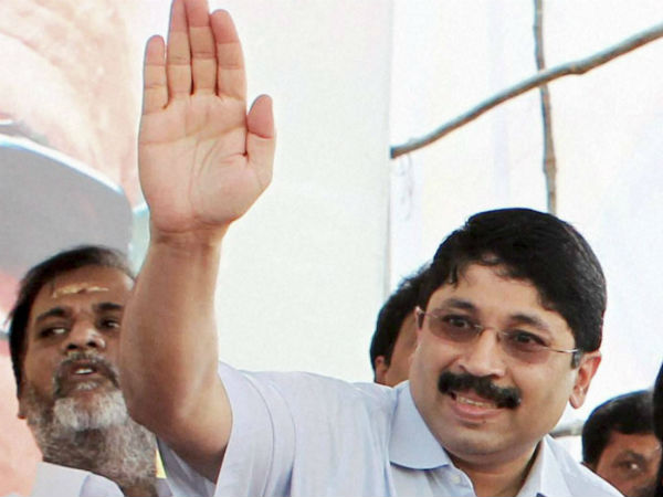 சாதனைகளைச் சொல்லி