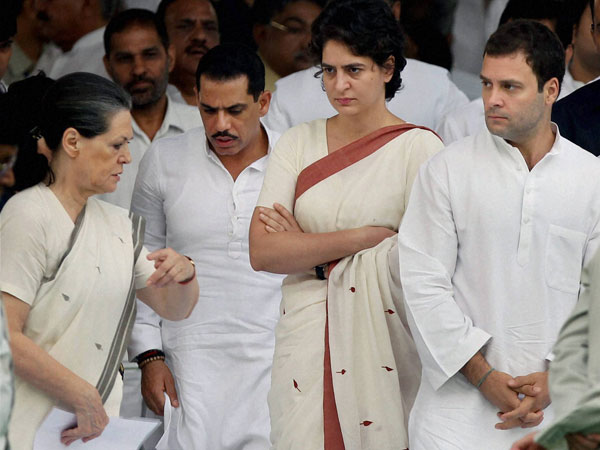 அம்மா-மகன் ஆட்சி அம்மா-மகன் ஆட்சி