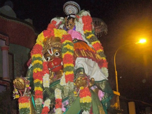 ஆண்டாள் வஸ்திரம்