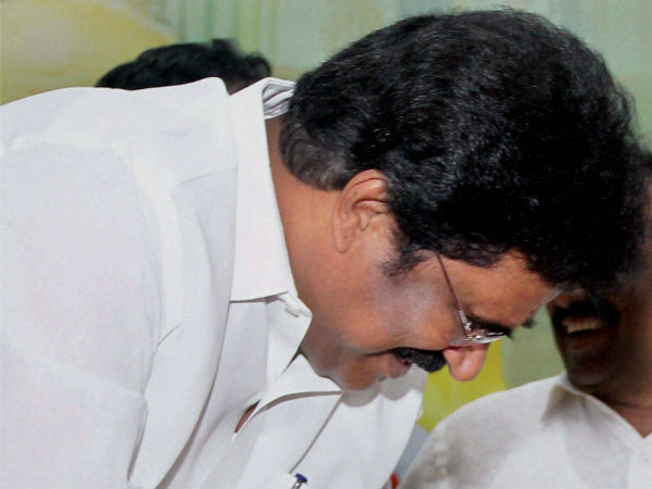 நிர்வாகத் திறமை திருநா.வுக்கு அதிகம்