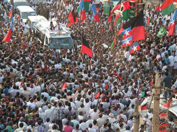 பிரச்சார போக்கு மாறியது