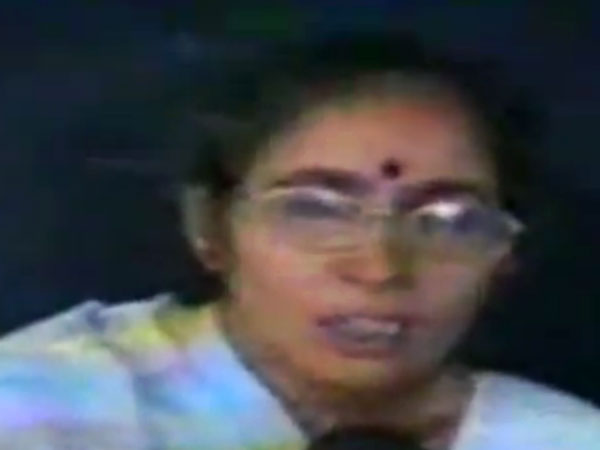 மோடி மனைவி வாக்களிப்பு 