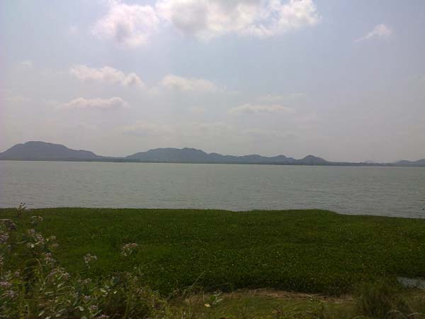 குடிநீர் தரும் ஏரிகள்