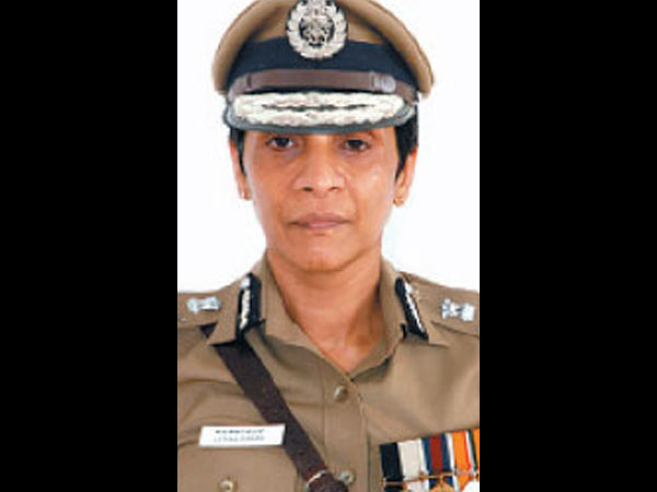 லத்திகா சரண், வி.சி. பெருமாள்: