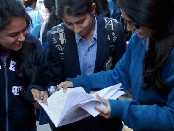 பாடத்திட்டம் தான் காரணம்...