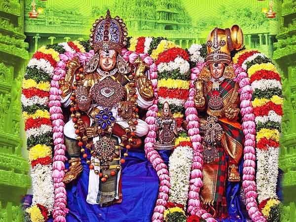 மாசி வீதியில் அம்மன் உலா