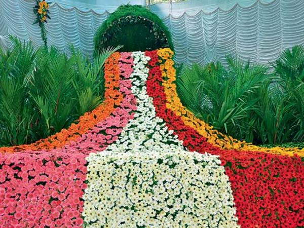 மரகத வீணை